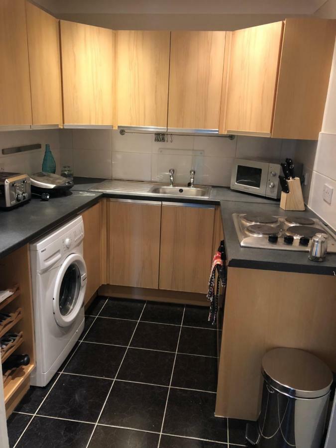 Glasgow Home From Home กลาสโกว์ ภายนอก รูปภาพ